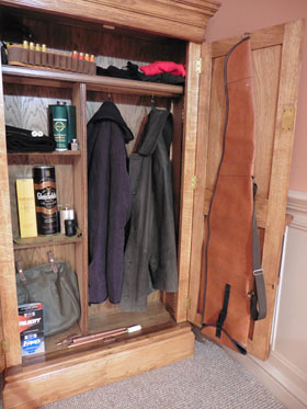 The Felbrigg Pair of Bespoke Gun Cabinets, 