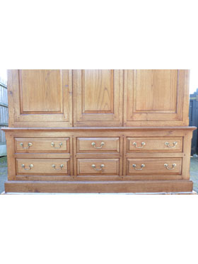 The Panxworth Bespoke Gun Cabinet