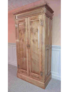 The Snettisham Bespoke Gun Cabinet
